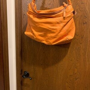 Nuove Italian leather purse 2 zipper compartments  card slots